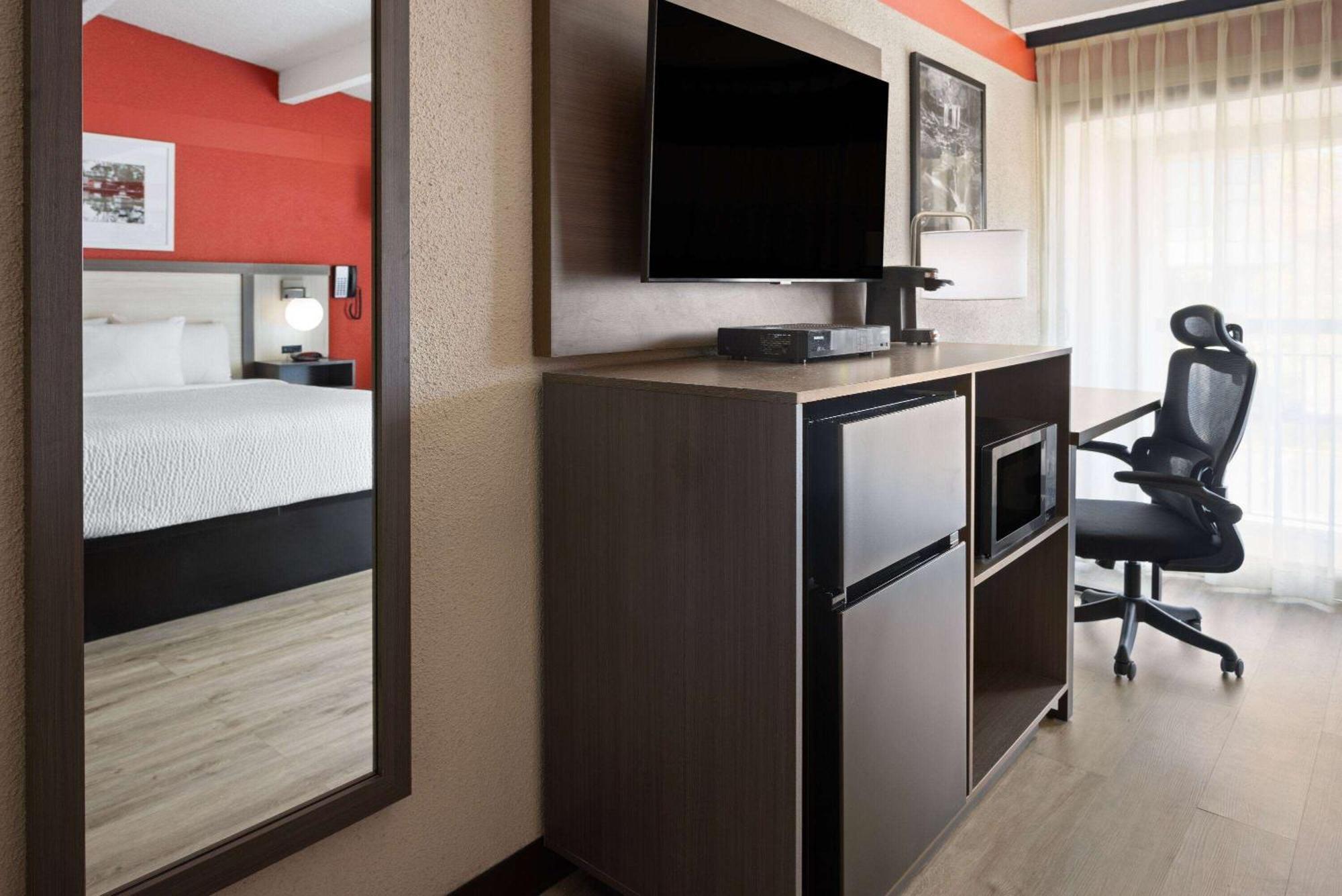Ramada By Wyndham 2* Parsippany