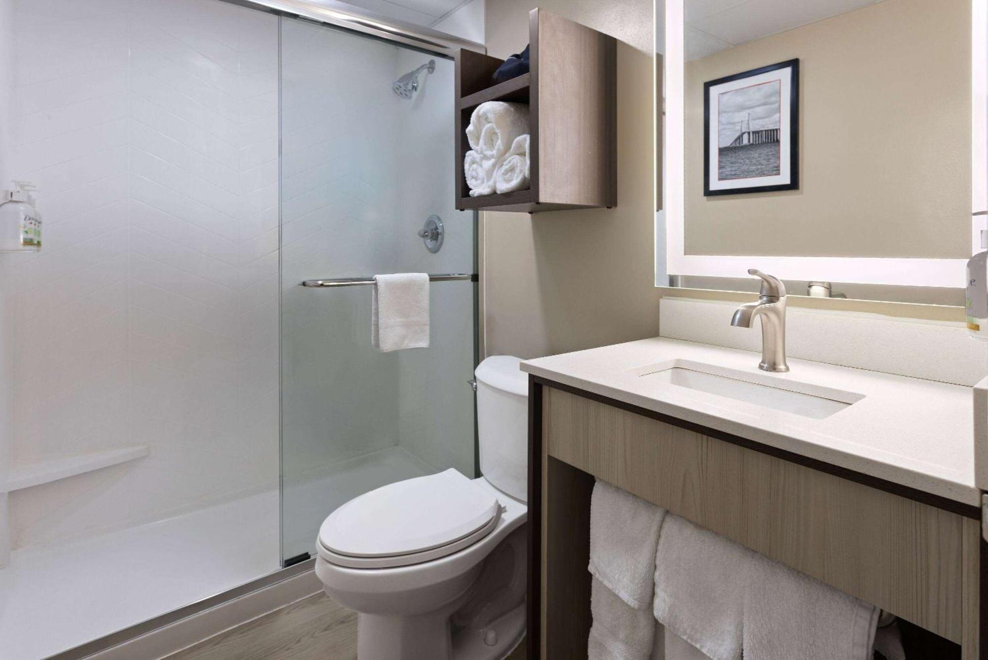 Ramada By Wyndham Hotel Parsippany